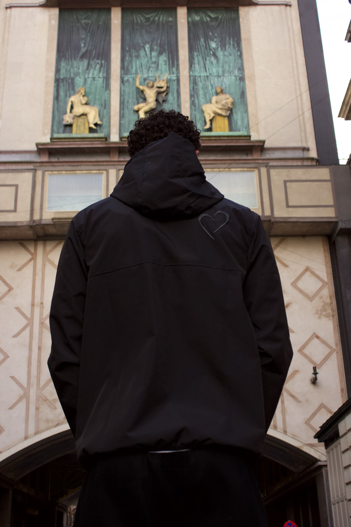 Windjacket with Grey Heart - Black
