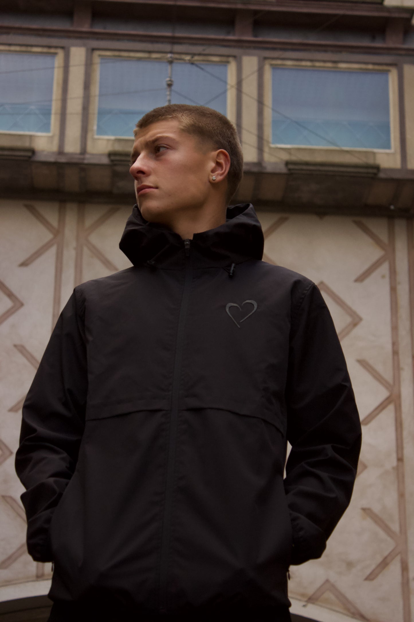 Windjacket with Grey Heart - Black