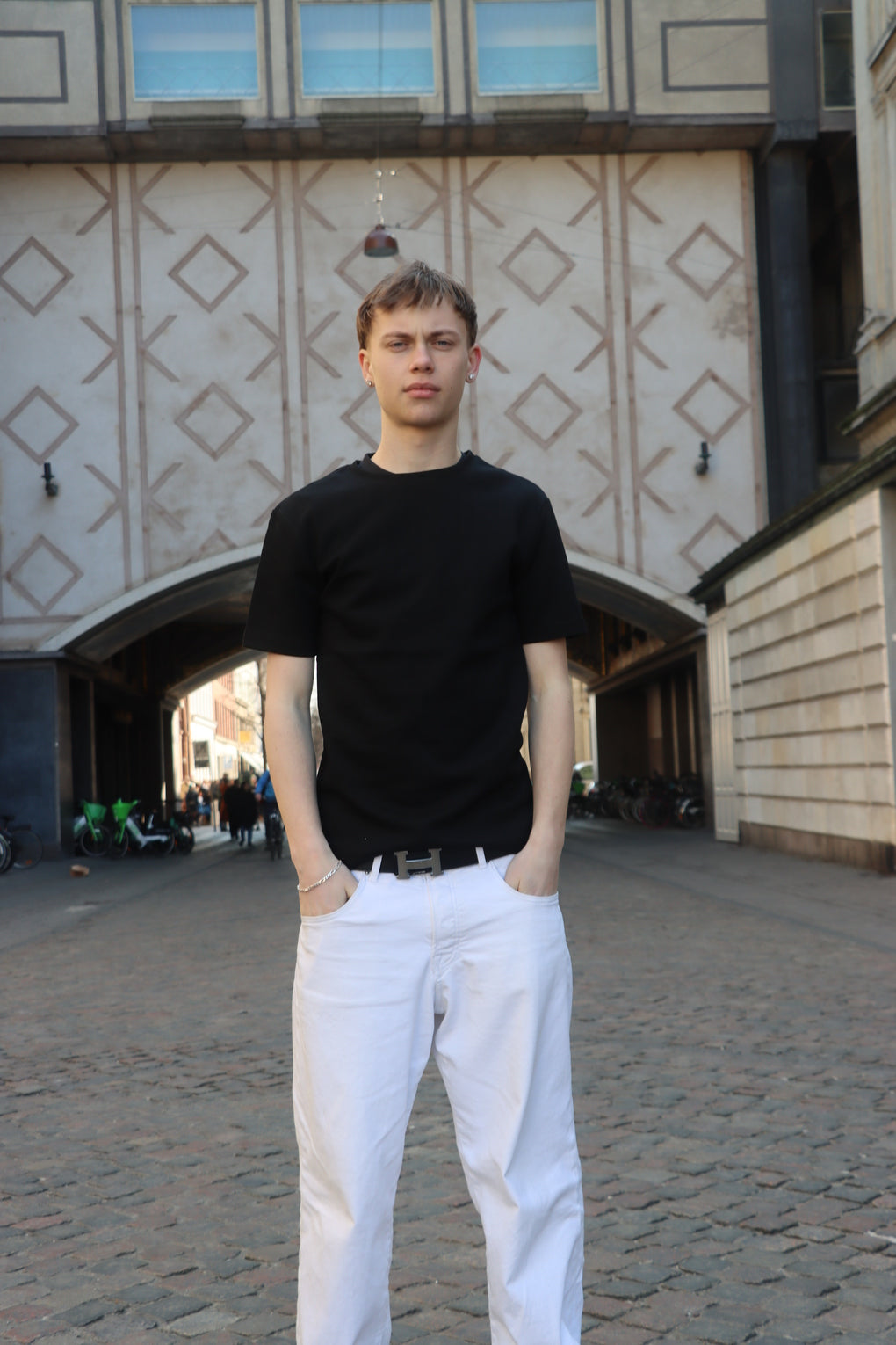 Regular T Shirt with Back Logo - Black