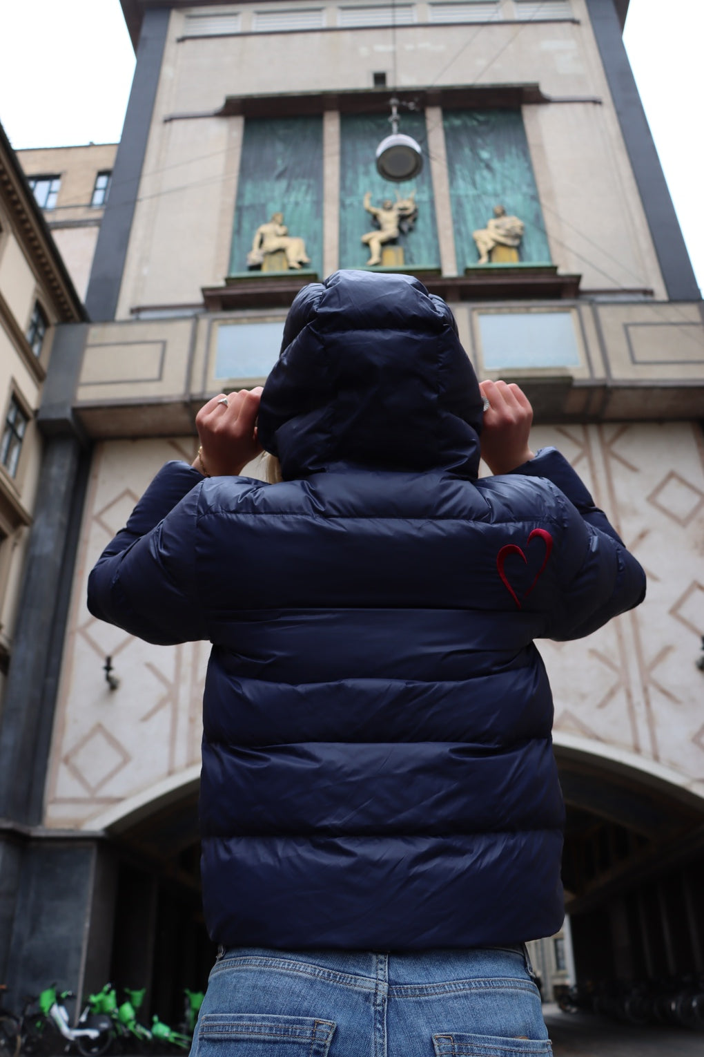 Glossy Efterårs Jakke - Rødt Hjerte