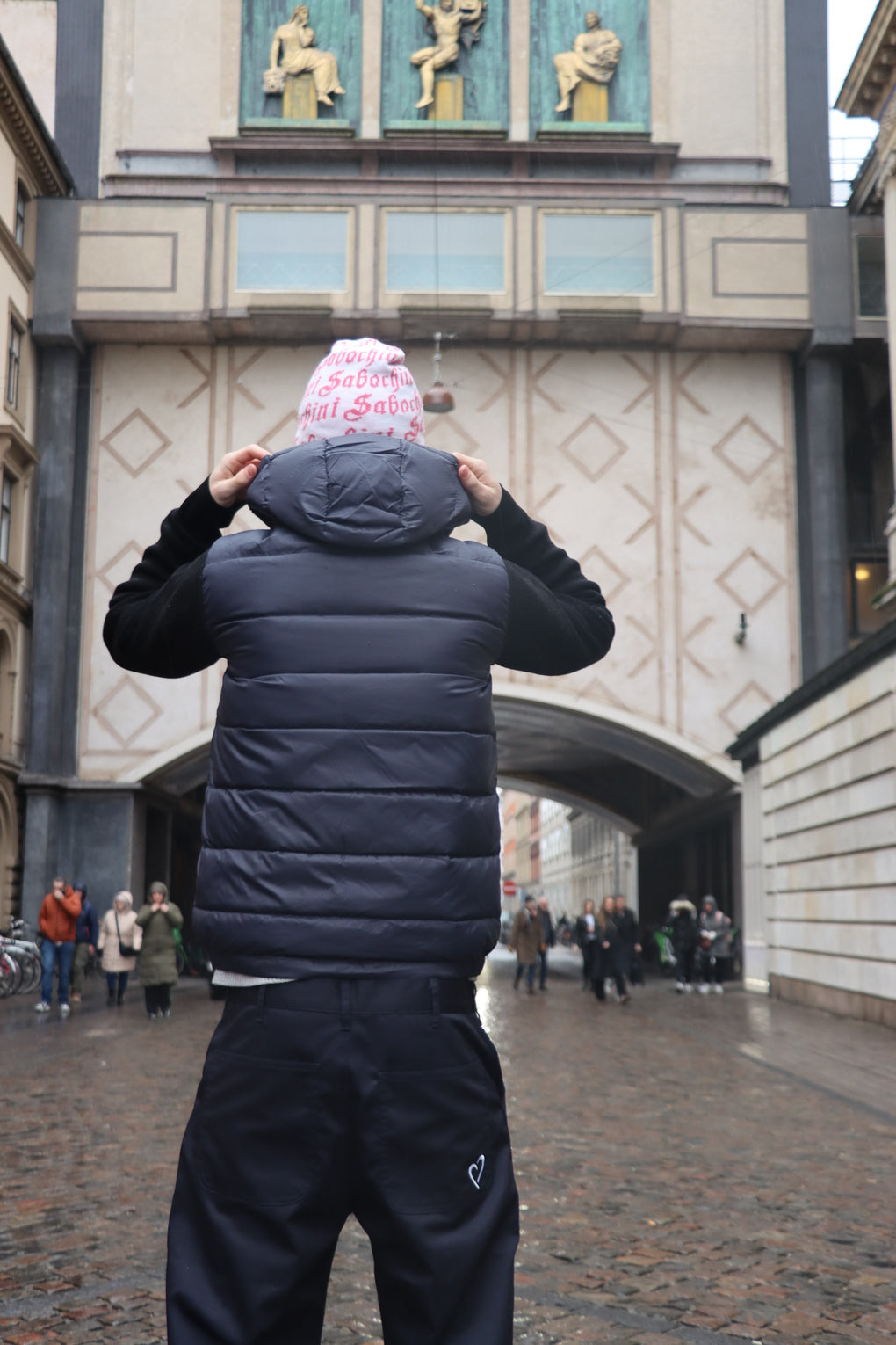 Strik Puff med Hjerte - Mørkeblå