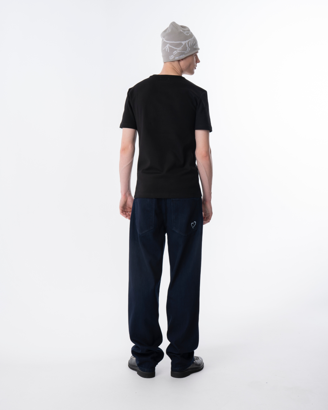Regular T Shirt with Heart - Black