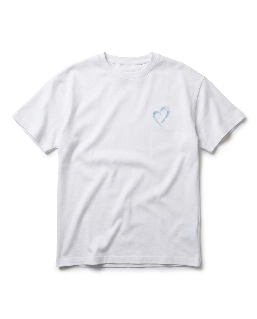 Signature T-Shirt with blue heart - White