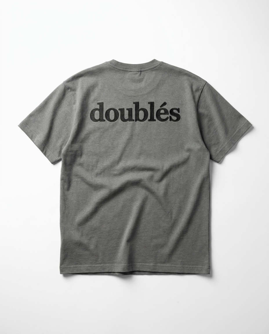Heavyweight T-Shirt med Sort Logo - Mørkegrå